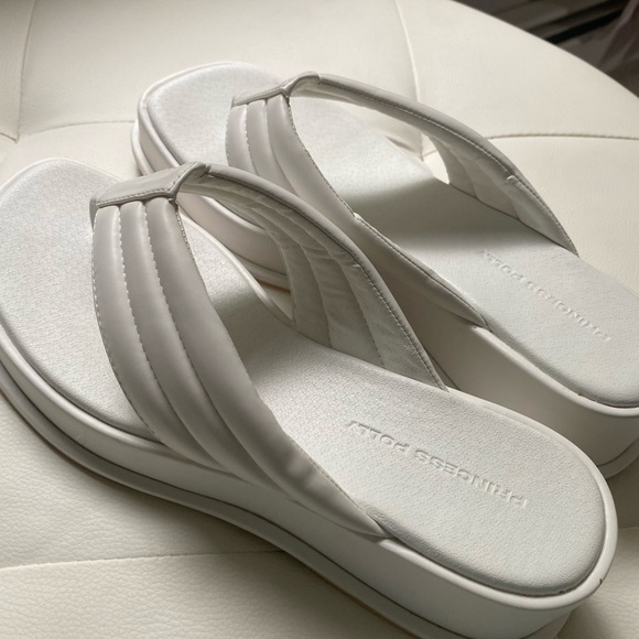 White Platform Flip Flop Sandals - Picture 4 of 8